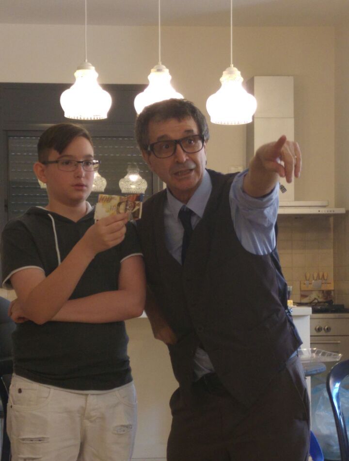  -